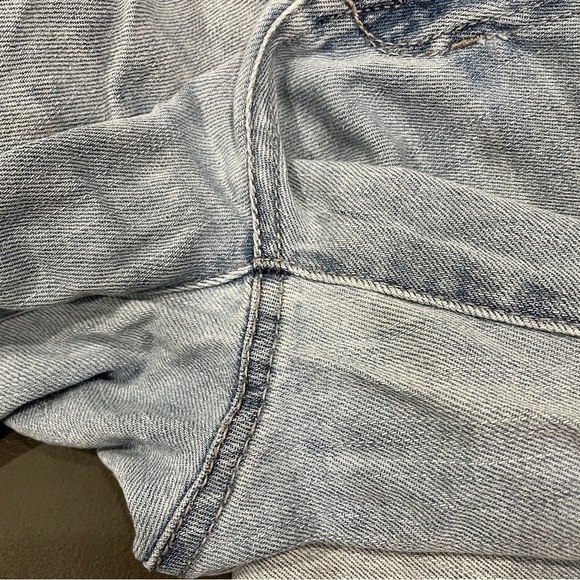 Ivy + Main Cropped Distressed Straight Leg Jeans - Picture 4 of 9